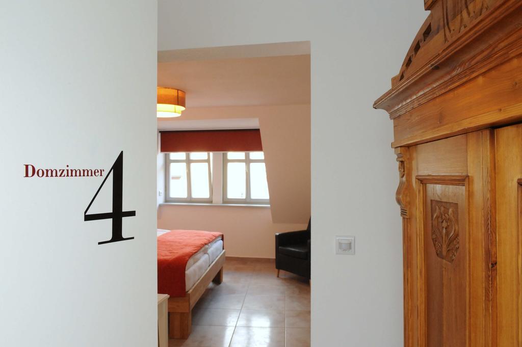 Pension Typisch Naumburg Naumburg  Kamer foto